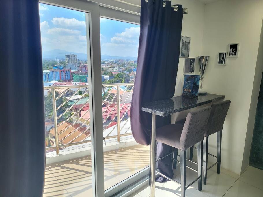 Kandi Tower 3, Premium 1Br With 2Cr & 2 Balcony. Angeles Kültér fotó